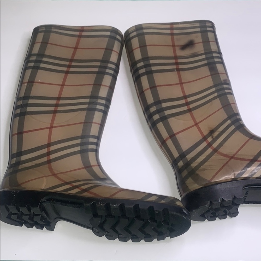 Burberry nova check rain boots size 39